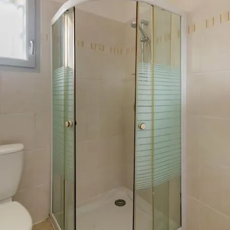 בית נופש Cocon Piscine Aux Portes De Pau - O Cocon *